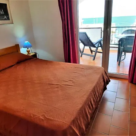 Excelente En Primera Linea De Mar En Sant Carles, - Es-170-73 Apartment *